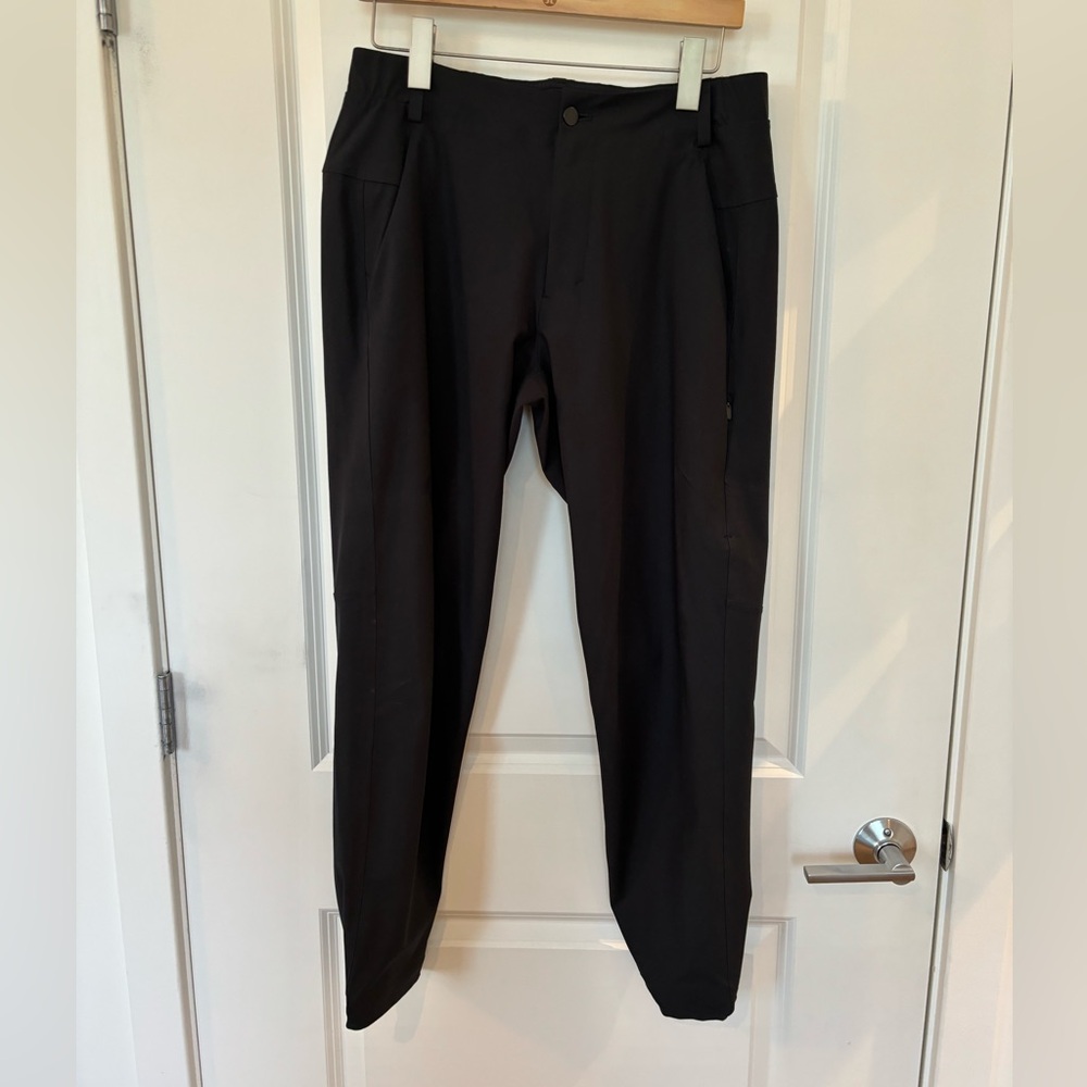 Lululemon Men’s Hybrid Jogger/Pant